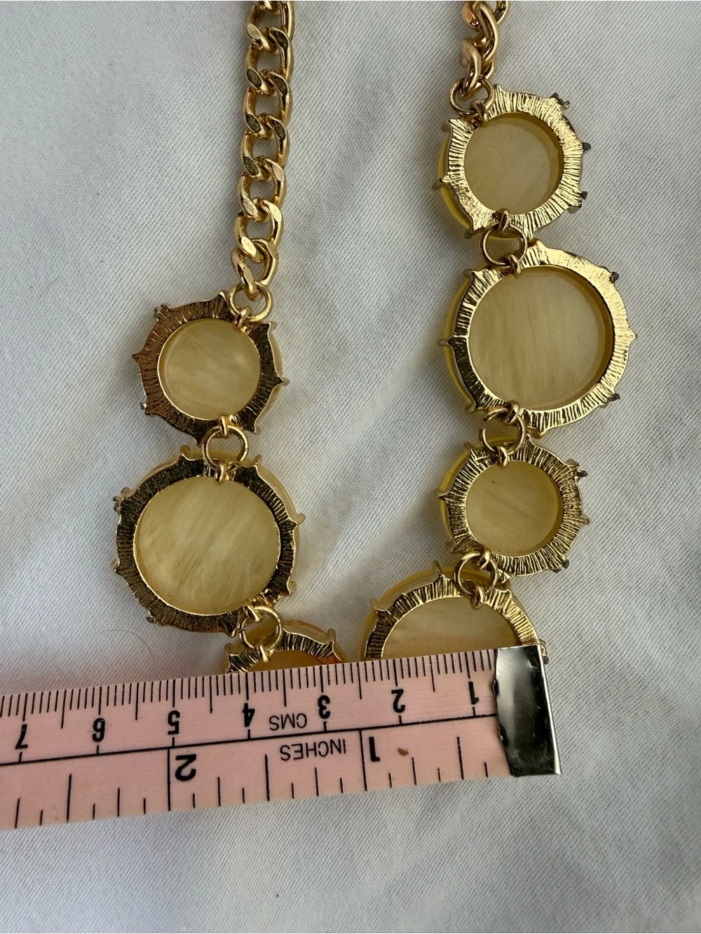 INC International Concepts Yellow Faceted Circle Statement Necklace 16” +2”